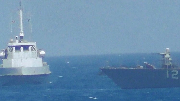 VIDEO: Así fue el tenso momento vivido entre el buque de EE.UU. y la nave iraní en el golfo Pérsico