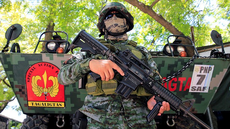 La Policía de Filipinas mata a un alcalde y a su esposa