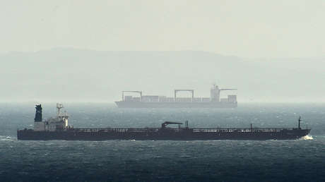 Un petrolero choca contra otro de carga en el canal de la Mancha