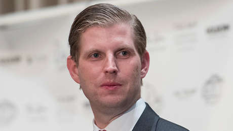 "Un chupasangre pálido": Twitter compara al hijo de Trump con un vampiro de 'Crepúsculo'