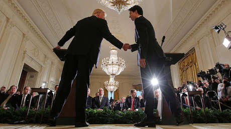 Los apretones de manos más famosos de Trump: ¿Qué espera a Putin en la cumbre del G20?