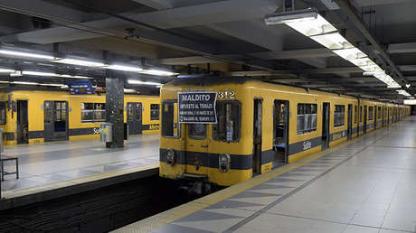 Stalin aparece de manera misteriosa en el subterráneo de Buenos Aires (foto)