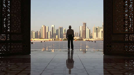 EAU: El rechazo de Catar al ultimátum "es chocantemente ingenuo y tiene argumentos débiles"