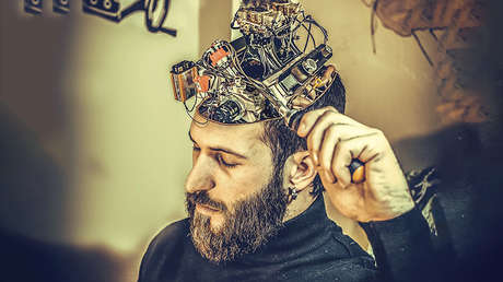 ¿De verdad tendremos microchips en el cerebro y una mente superior en solo 10 años?