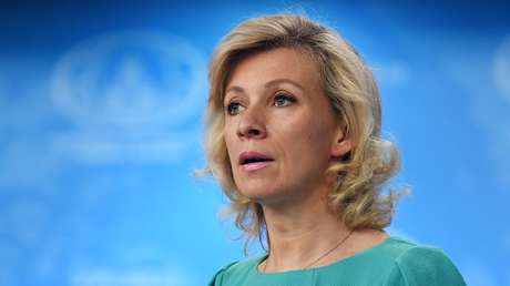 La dura respuesta de Zajárova al comentario de una activista de EE.UU. sobre el embajador ruso