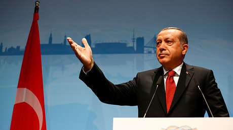 Legisladores suecos demandan a Erdogan por genocidio y crímenes de guerra