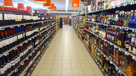 Filas de hasta ocho cuadras en Argentina por una polémica oferta de un banco