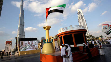 Cómo un estadounidense 'prisionero' de la familia real de EAU pudo huir y ganar una fortuna