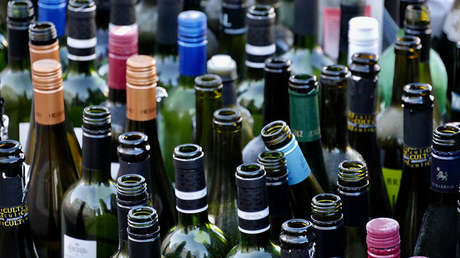 El 73% de los demócratas dejaría el alcohol a cambio del 'impeachment' a Trump (Infografía)