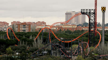 Madrid: Al menos 26 heridos tras la colisión de dos convoyes en una montaña rusa