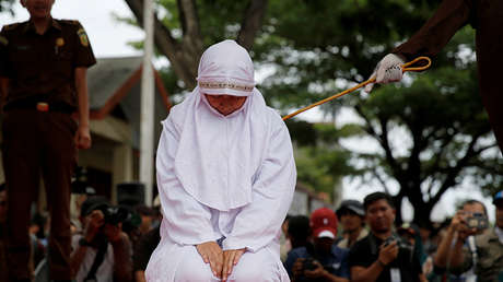 Indonesia: Proponen que los homosexuales no sean flagelados en público para no perder inversiones