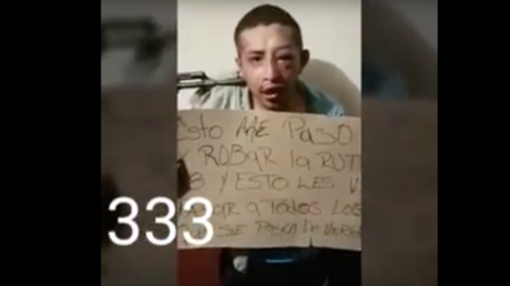 Video: Grupo de 'justicieros urbanos' se presenta en sociedad golpeando a presunto ladrón en México