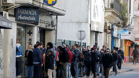 Uruguay: Se agota la marihuana en el primer día de venta legal