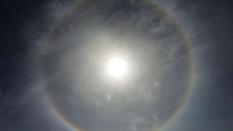 VIDEO: Captan uno de los fenómenos más raros desde lo alto de un rascacielos ruso