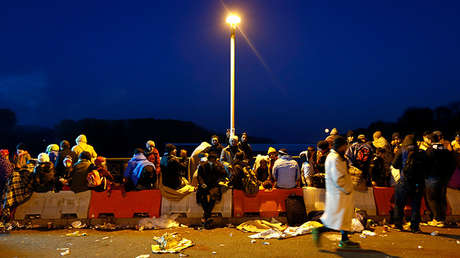 La Comisión Europea abre procedimientos de infracción migratoria contra Chequia, Hungría y Polonia