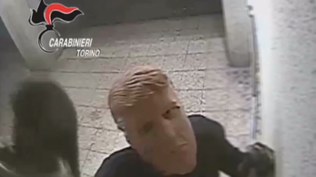 Unos 'Gemelos Trump' roban un cajero automático