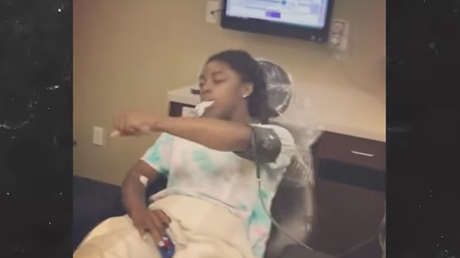 Esta extraña grabación de la campeona olímpica de gimnasia Simone Biles asombra al mundo (VIDEO)