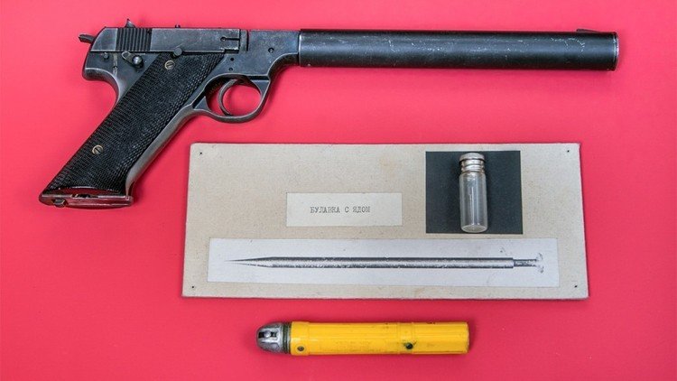 Sorprendentes objetos que la KGB confiscó a espías occidentales (parte 1)