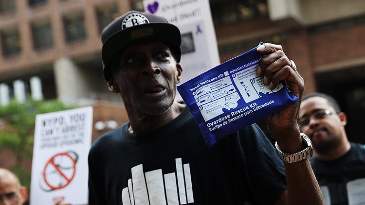 Trump declarará el estado de emergencia en EE.UU. por la epidemia del abuso de opioides