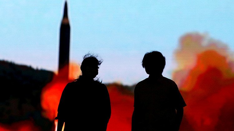 Lavrov: "Situación en la península coreana aún puede empeorar por los ejercicios militares"