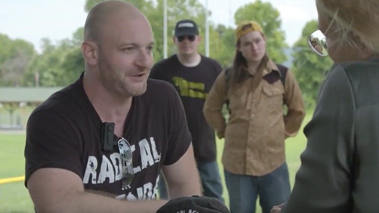 Supremacista blanco critica a Trump por "entregar su hija a un judío" y predice más muertes