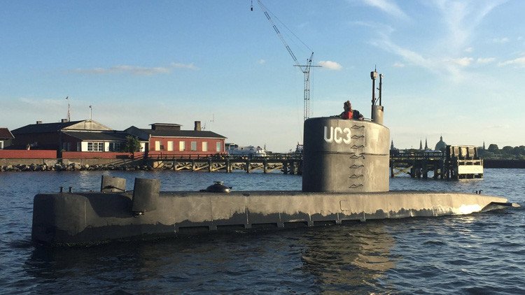 Enigma resuelto: ¿Qué pasó con la periodista en su viaje subacuático con un inventor?