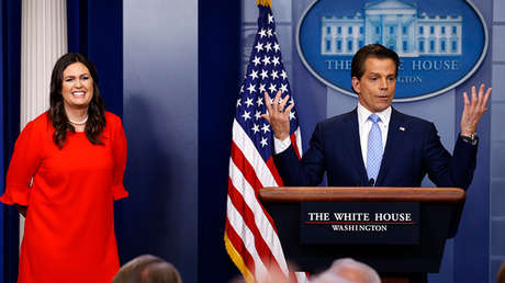 Sin trabajo y ahora también sin vida: Harvard 'mata' a Scaramucci por error