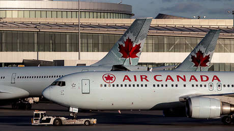 FOTO: Momento en que un avión evita in extremis uno de los peores desastres aéreos de la historia
