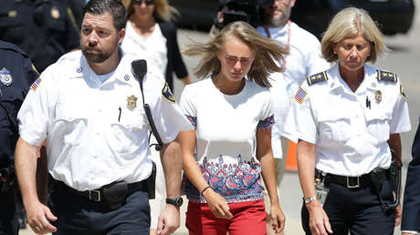 15 meses de prisión para una joven estadounidense que incitó a su novio a suicidarse