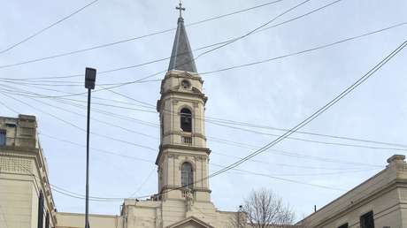 Miles de argentinos rezan para pedir "pan, salud y trabajo"