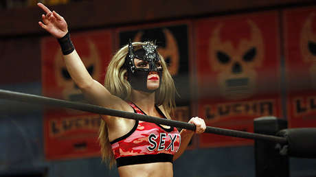 Esta famosa luchadora mexicana relata a RT por qué le gusta tanto dar palizas a los hombres