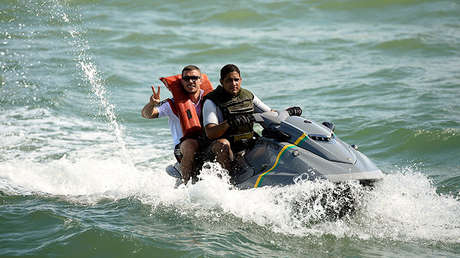 Una web confunde a Lukas Podolski con un refugiado en un artículo sobre tráfico de personas