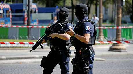 Francia: Hallan un lanzamisiles, explosivos y armas en un cuarto de bicicletas