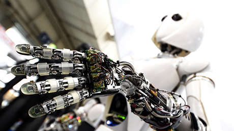 Aseguran que robots racistas y sexistas podrían negarnos trabajos, préstamos y seguros