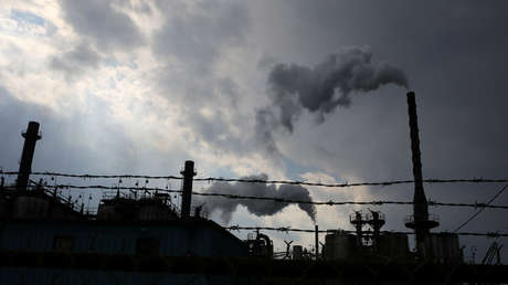 Evacúan a trabajadores de una planta química en Texas por riesgo de una explosión