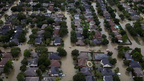 Políticos republicanos, a la gresca por el huracán Harvey 