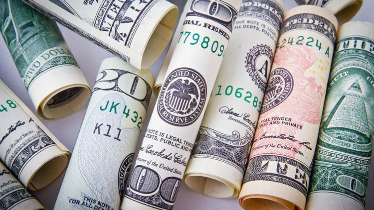 La historia de la periodista colombiana que pagó para que un venezolano hablara mal de su país