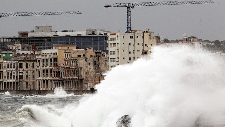 Cuba envía cientos de médicos a las islas del Caribe afectadas por el huracán Irma