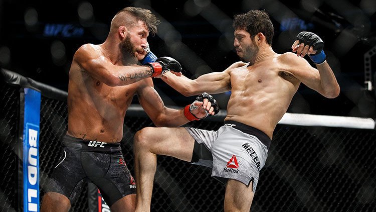 Impactantes imágenes: Un luchador de la UFC acaba con una pierna destrozada tras combate