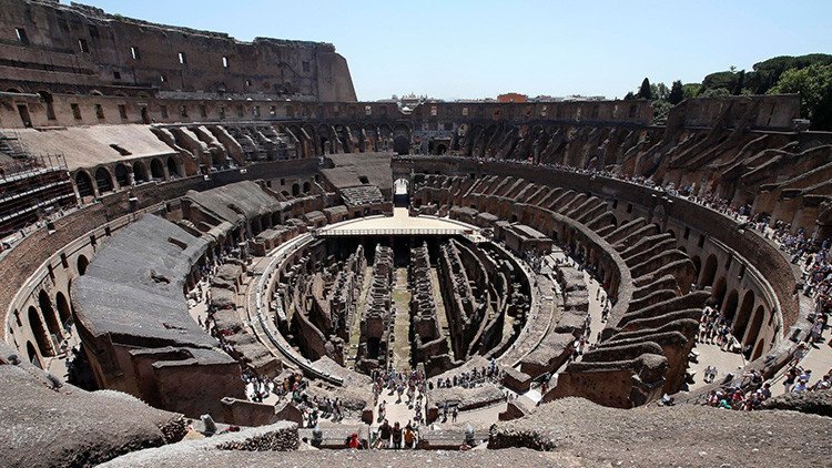 Saqueo y vandalismo en la Ciudad Eterna: Detienen a 2 chilenos y un búlgaro en el Coliseo romano 