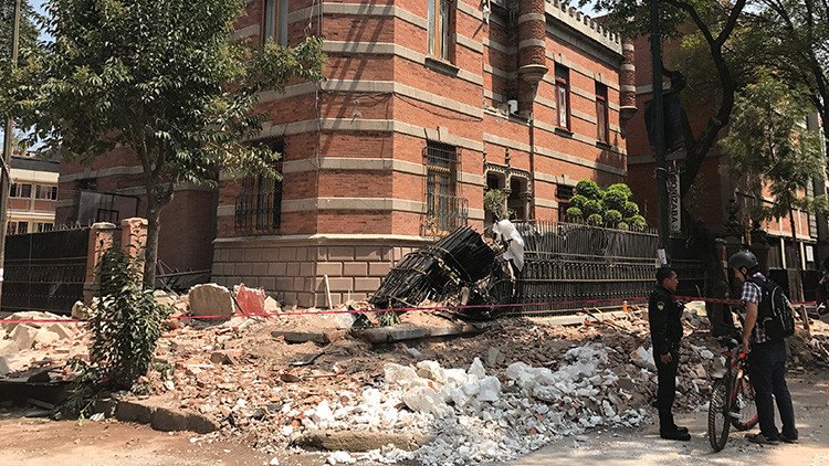 ATERRADORES VIDEOS: Así colapsan varios edificios en la Ciudad de México tras el terremoto de 7,1