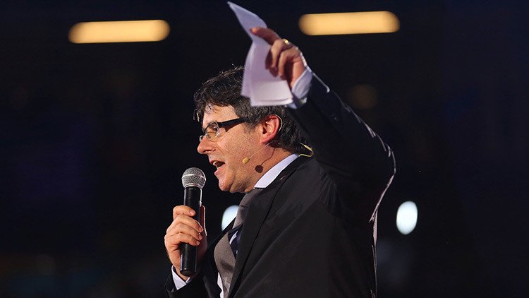 Puigdemont: "El Estado español ha declarado un Estado de excepción"