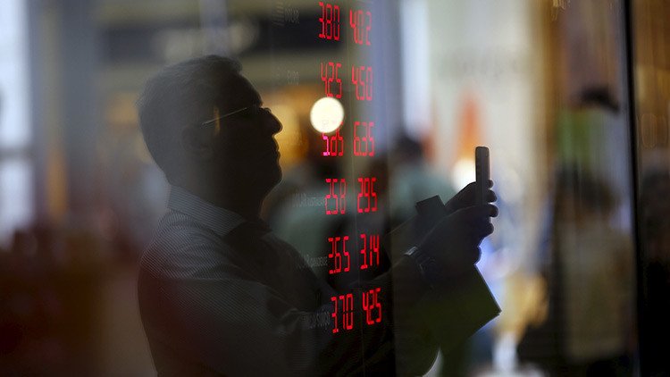 Standard & Poor's rebaja la calificación crediticia de China por primera vez desde 1999