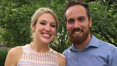 A punto de suicidarse, un llamado de una amiga le salvó la vida y 10 años después se casan (FOTOS)