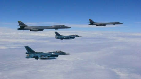 "Salvaje acto militar": Pionyang condena sobrevuelo de cazas de EE.UU. sobre la península coreana