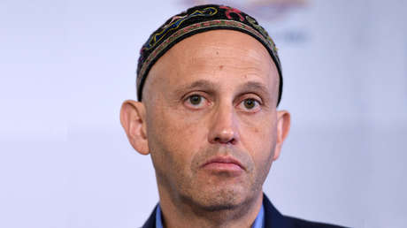 Ministro argentino compra en Chile dos televisores y desata la polémica