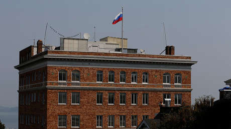 No es broma: Diplomáticos rusos en San Francisco, acusados "de quemar basura"