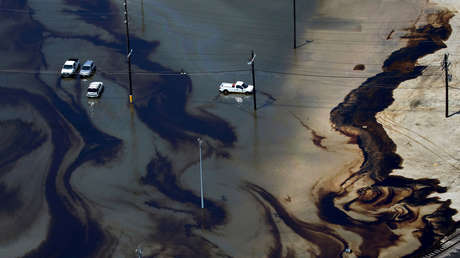 Después de Harvey fumigan Texas con una sustancia polémica