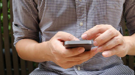 Un hombre es condenado a muerte en Pakistán por unos mensajes en WhatsApp