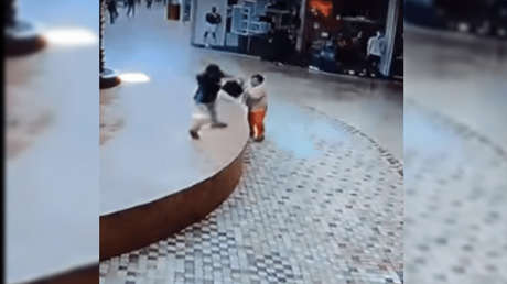 VIDEO: Esta mujer salvó de milagro su vida durante el terremoto en México